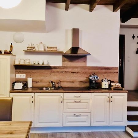 Romantic Apartments Sweet Baci Марибор Екстериор снимка